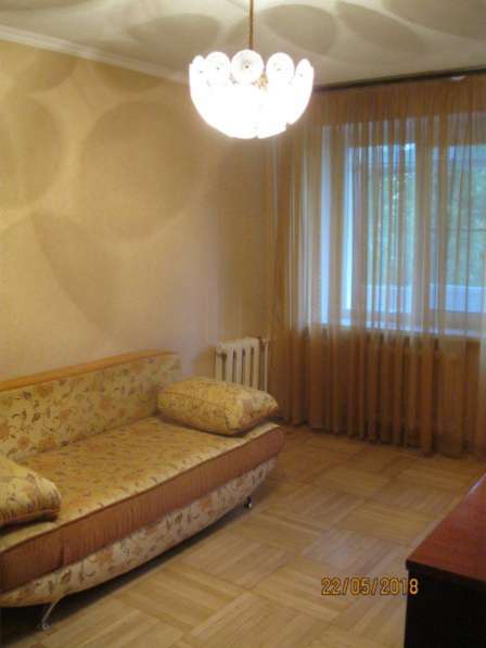 Продам двухкомнатную квартиру в Ростов-на-Дону.Жилая площадь 52 кв.м.Этаж 4.Есть Балкон.