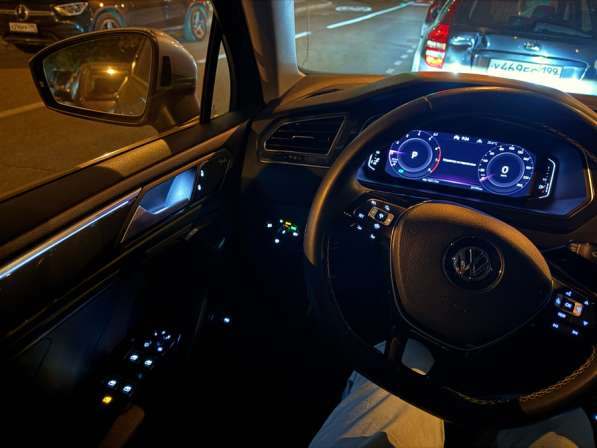 Volkswagen, Tiguan, продажа в Москве в Москве фото 8