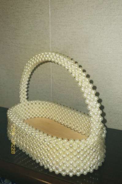 Корзинка из бусин