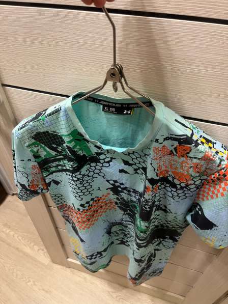 Футболка Under armour в Челябинске