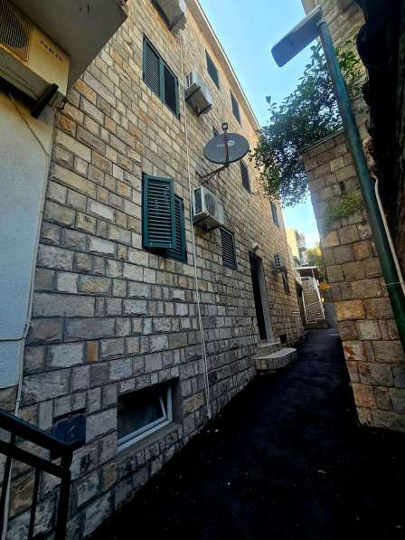 Продается квартира с двумя спальнями в Рафаиловичи в фото 3