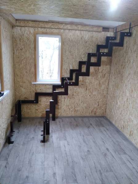 Лестница металлическая на второй этаж в Санкт-Петербурге
