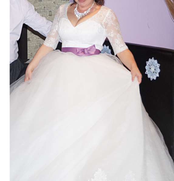 Свадебное платье, шубку, сапожки в Магнитогорске фото 3
