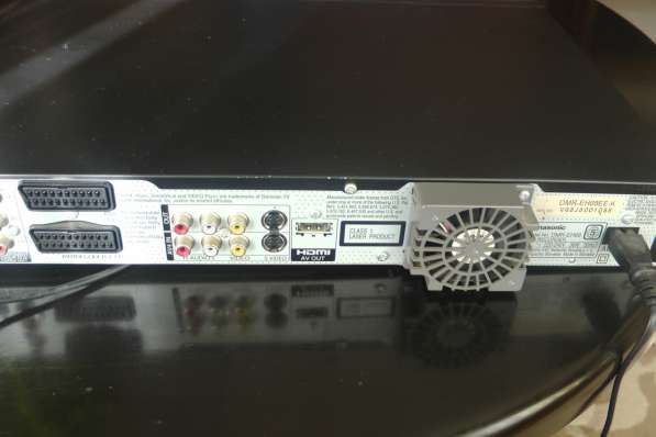 Panasonic DMR-EH68 Multi-System, Multi-Zone DVD Recorder в 