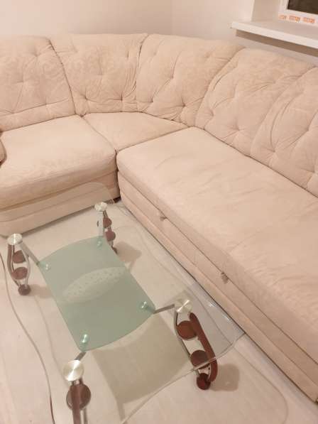 Срочно продаю двуспальный угловой диван диваны полгода в Краснодаре фото 6