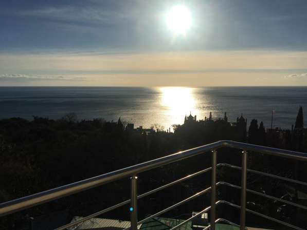 Продам квартиру в г. Алупка с панорамой на море и горы возле в Ялте фото 12