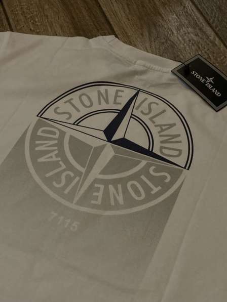 Продаётся футболка Stone Island