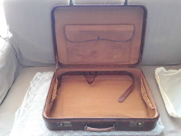 Чемодан советского периода, полный винтаж! в Москве фото 9