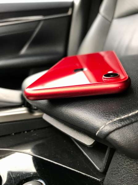 IPhone 8 64gb red в Санкт-Петербурге фото 6