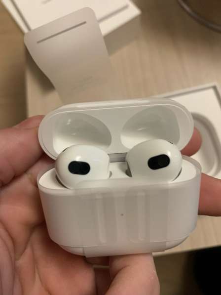 Наушники Air Pods 3 в Санкт-Петербурге фото 3