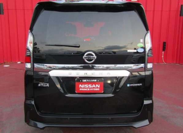 Nissan, Serena, продажа в Москве