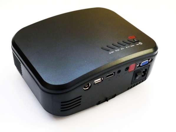 Мультимедийный проектор Cheerlux C6 WiFi в 