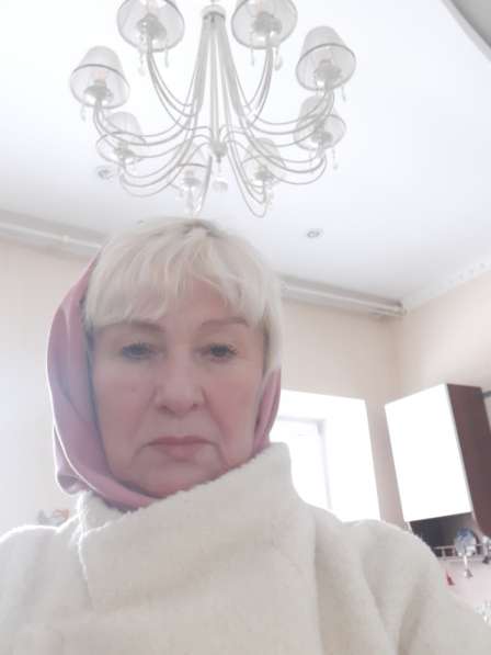 Светлана, 71 год, хочет пообщаться