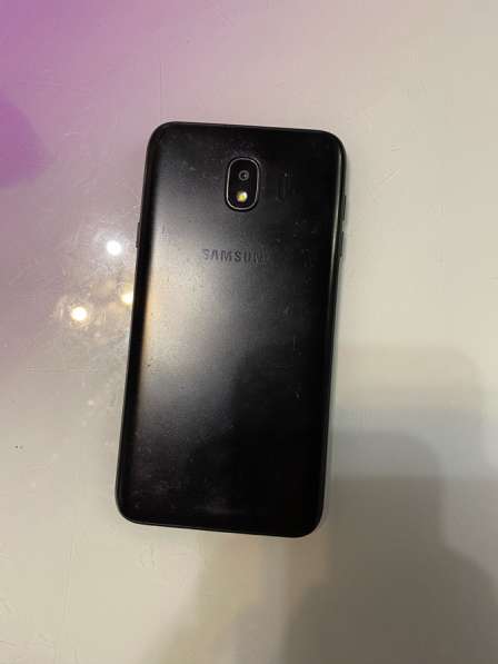 Смартфон Samsung Galaxy J4 (2018) в Саратове