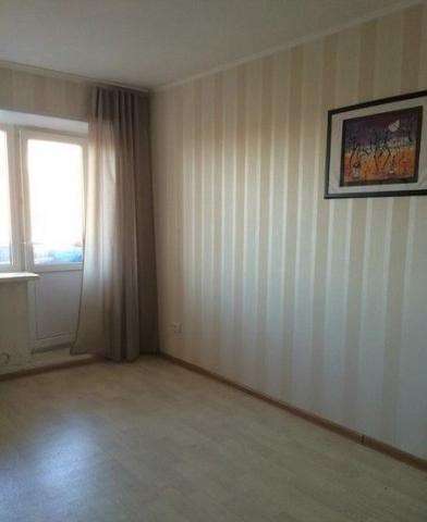 Продам однокомнатную квартиру в Подольске. Жилая площадь 33 кв.м. Этаж 5. Дом кирпичный. 