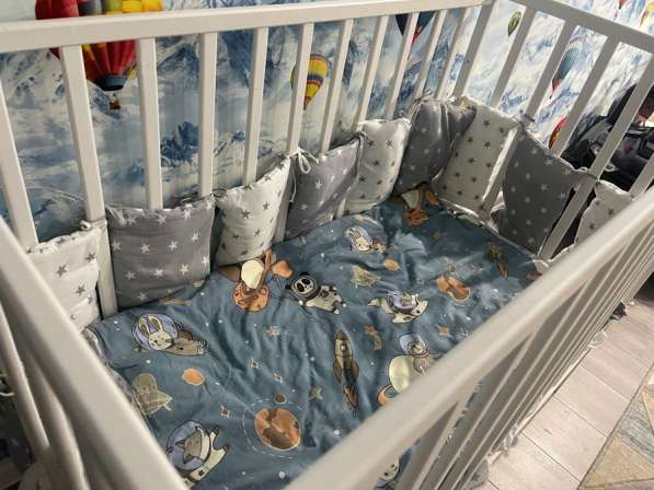 Кроватка + матрас и бортики