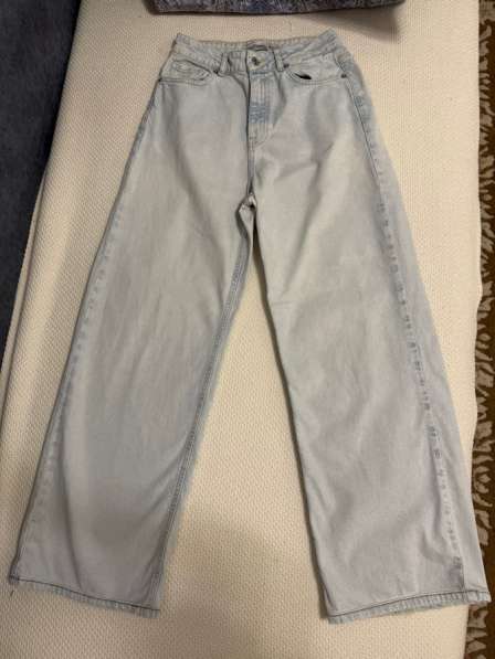 Джинсы женские