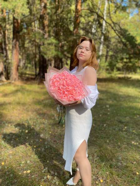 Букеты из атласных роз на заказ