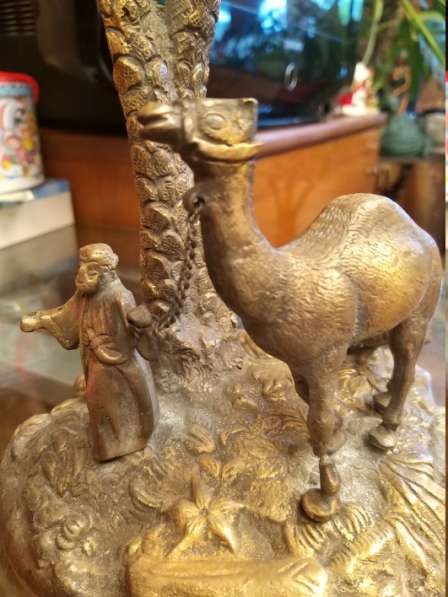 Бронзовая скульптура Бедуин с верблюдом и коровой в Королёве фото 5