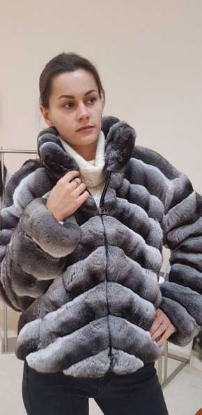 Fur coat, fur, chinchilla, write $ 1450 for questions