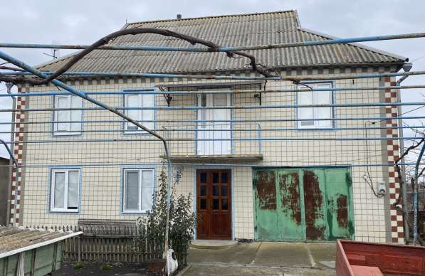 Продается двухэтажный дом в с. Владимировка в фото 3