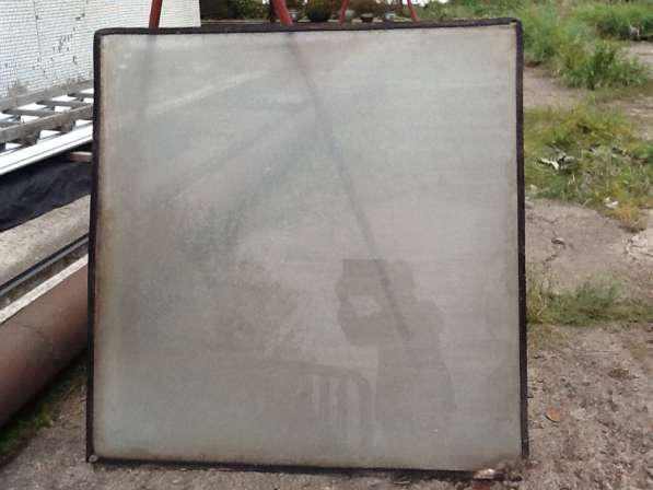 Продам новые/большие листы стекла, толщиной 0,5см.117*113