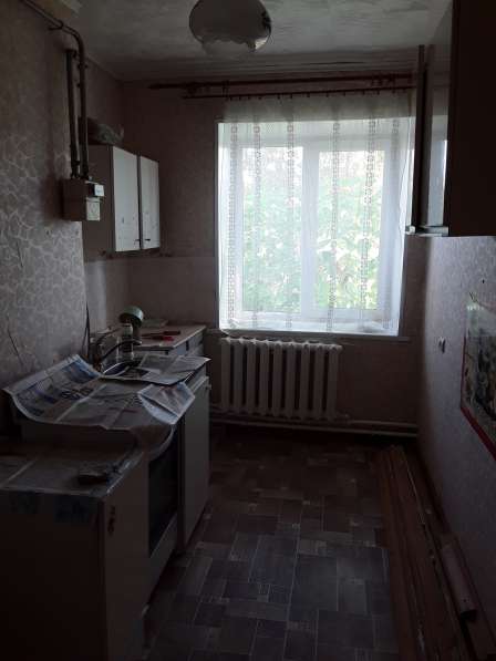 Продается светлая теплая двухкомнатная квартира,газ,отоп,вод в Боровичах фото 3