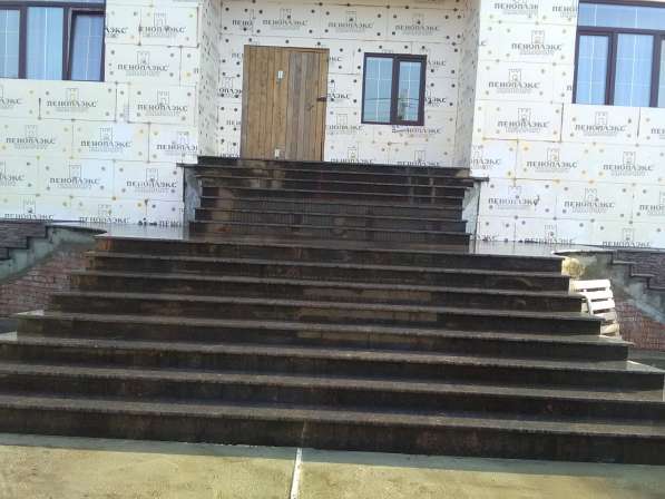 Лестницы из натурального камня мрамора и гранита в Красногорске