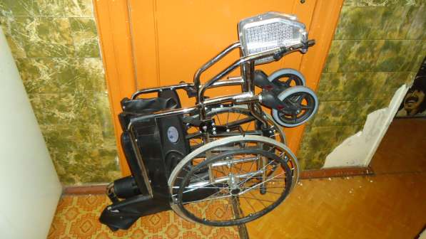 Кресло-коляска прогулочная для инвалидов импортное в Красноярске