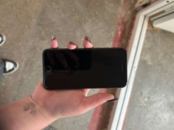 Продам iPhone 8 в Нерюнгрях