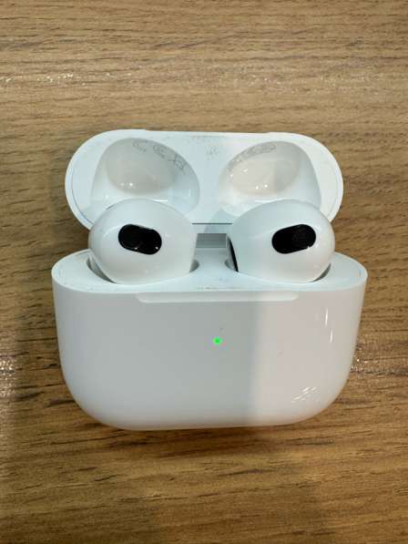 Apple AirPods 3-го поколения в Москве фото 5