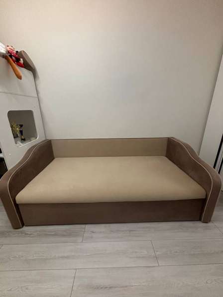 Продаю диван в Москве фото 4