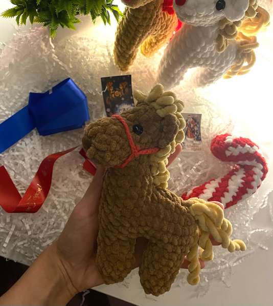 Мягкая игрушка лошадь