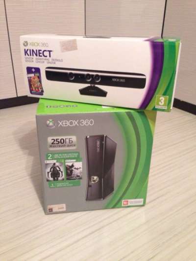 Игровую приставку Microsoft Xbox360+Kinect+9 игр