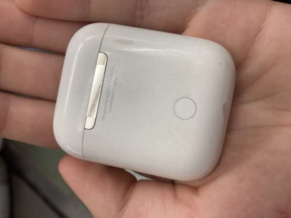 Наушники Apple AirPods в Москве