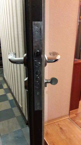 Дверь металлическая в Санкт-Петербурге фото 3