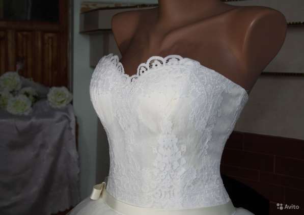 Классическое свадебное платье, новое в Симферополе фото 3