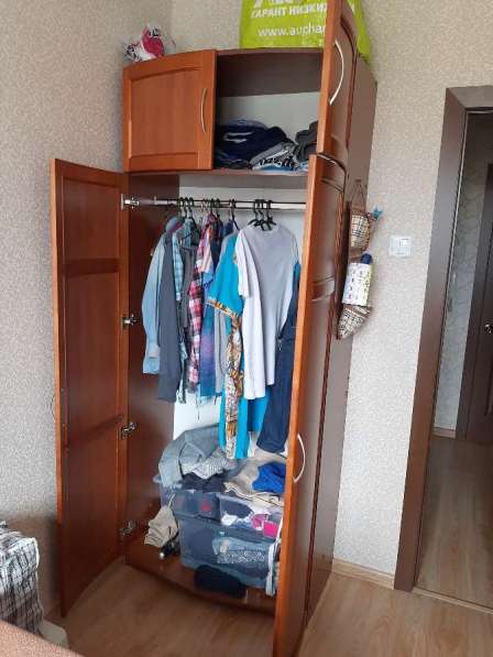 Продам шкаф плательный