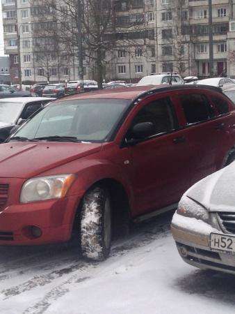 автомобиль «DODGE CALIBER» 2007 года, продажав Санкт-Петербурге