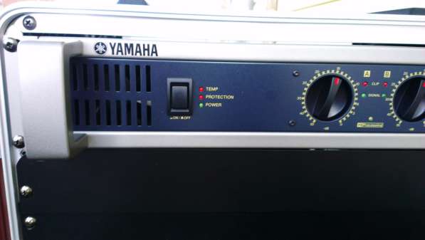 Усилитель мощности (концертный) Yamaha P7000S