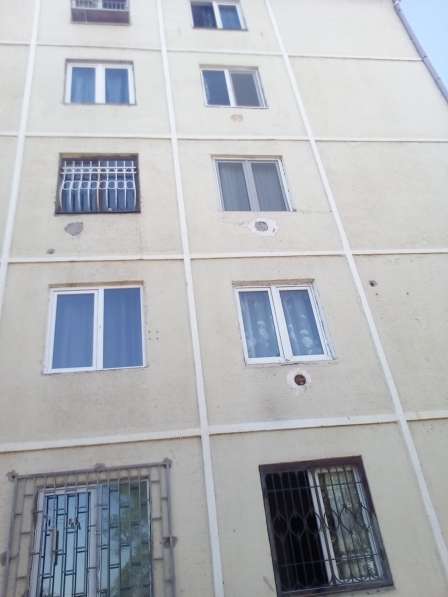 Срочно продаётся 2 комнатная квартира в городе Тбилиси в фото 8