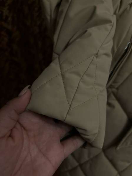 Продам пуховик в 