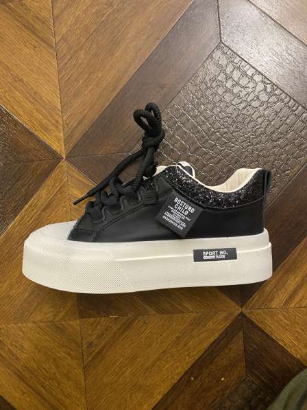 Продаю обувь женскую новое в Губкине фото 3