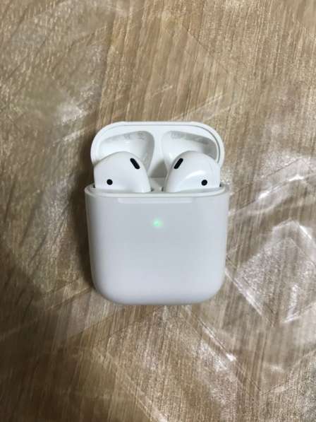 AirPods