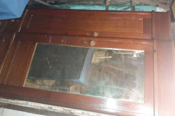 Антиквариат Шкаф раритет с зеркалом, СССР в Новосибирске фото 3