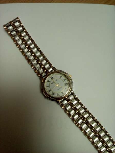 Часы Geneves с браслетом. Кварцевые в Санкт-Петербурге