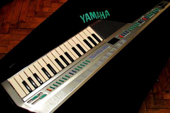 Клавишный синтезатор YAMAHA model SHS-10S в Москве фото 10