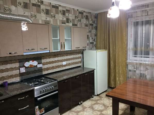 Сдам 2 ком квартира 300$ в фото 8