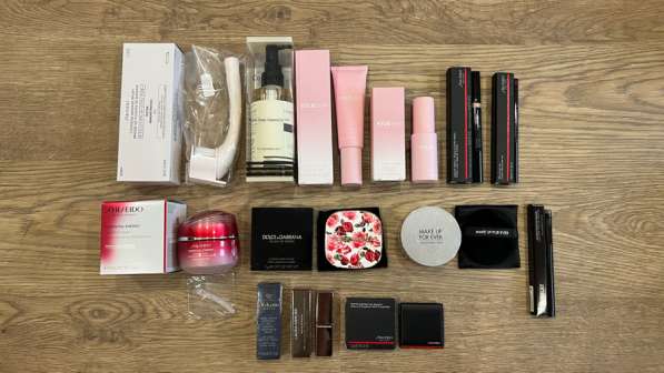 Косметика, уход, Shiseido, DOLCE&GABBANA