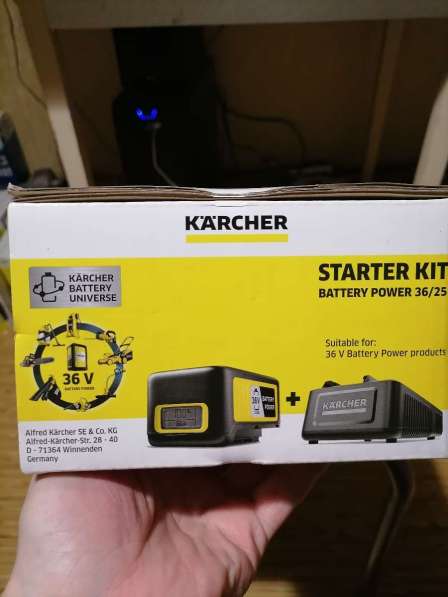 Новый комплект аккумулятор Karcher 36v 2.5ah +зарядное